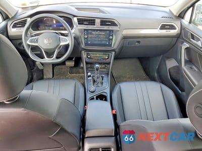 Zdjęcie 8 z 14 samochodu: 2024 VOLKSWAGEN TIGUAN SE VIN:3VVMB7AX7RM175681 - miniatura