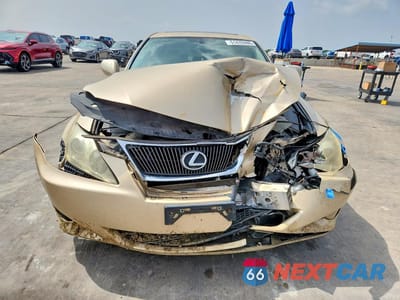 Piąte zdjęcie samochodu w środku: 2007 LEXUS IS 250 VIN:JTHBK262772027474 - miniatura