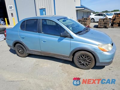 Czwarte zdjęcie samochodu z boku: 2001 TOYOTA ECHO BASE VIN:JTDBT123210132952 - miniatura