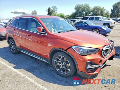 Czwarte zdjęcie samochodu z boku: 2020 BMW X1 SDRIVE28I VIN:WBXJG7C01L5P44172 - miniatura