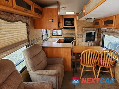Zdjęcie 6 z 10 samochodu: 2005 KEYSTONE LAREDO CAMPER VIN:4YDF29R205J460433 - miniatura