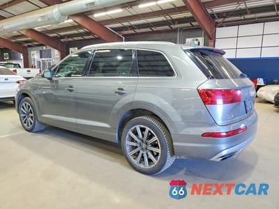 Drugie zdjęcie samochodu z przodu: 2017 AUDI Q7 PREMIUM PLUS VIN:WA1LAAF77HD016845 - miniatura