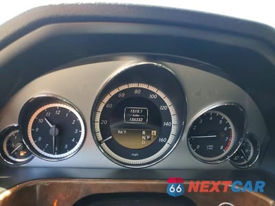 Zdjęcie 9 z 12 samochodu: 2012 MERCEDES-BENZ E 350 VIN:WDDHF5KB9CA572718 - miniatura