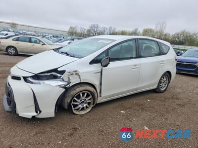 2015 TOYOTA PRIUS V TWO JTDZN3EUXFJ031751 - główne zdjęcie licytacji z USA - miniatura