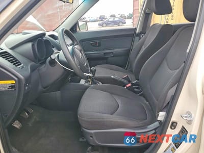 Zdjęcie 7 z 12 samochodu: 2013 KIA SOUL BASE VIN:KNDJT2A55D7756633 - miniatura