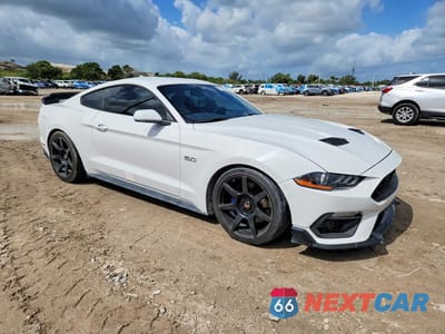 Czwarte zdjęcie samochodu z boku: 2020 FORD MUSTANG GT VIN:1FA6P8CF4L5160223 - miniatura