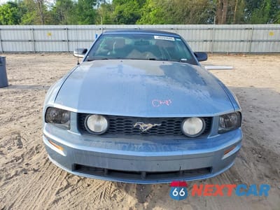 Piąte zdjęcie samochodu w środku: 2006 FORD MUSTANG GT VIN:1ZVFT85H865167911 - miniatura