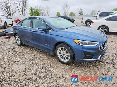 Czwarte zdjęcie samochodu z boku: 2019 FORD FUSION SEL VIN:3FA6P0MU5KR147684 - miniatura
