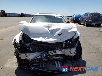Piąte zdjęcie samochodu w środku: 2020 LEXUS IS 300 PREMIUM VIN:JTHDA1D2XL5106770 - miniatura