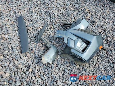 Zdjęcie 13 z 14 samochodu: 2021 GMC YUKON SLT VIN:1GKS2BKD7MR196216 - miniatura