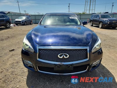 Piąte zdjęcie samochodu w środku: 2019 INFINITI Q70L 3.7 LUXE VIN:JN1BY1PR5KM725328 - miniatura
