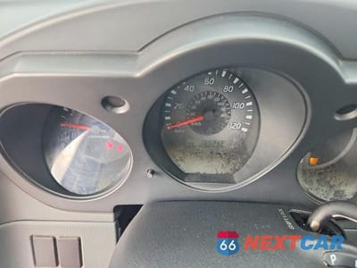 Zdjęcie 9 z 11 samochodu: 2002 NISSAN FRONTIER KING CAB XE VIN:1N6DD26S32C349372 - miniatura