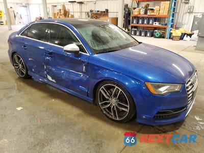 Czwarte zdjęcie samochodu z boku: 2016 AUDI S3 PRESTIGE VIN:WAUF1GFF5G1004560 - miniatura