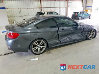 Trzecie zdjęcie samochodu z tyłu: 2017 BMW 440I VIN:WBA4P1C50HK522148 - miniatura