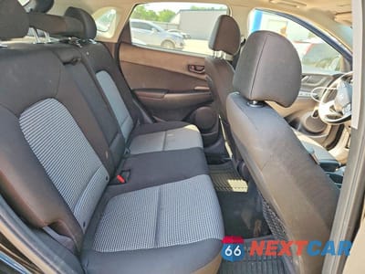 Zdjęcie 10 z 12 samochodu: 2018 HYUNDAI KONA SEL VIN:KM8K6CAA7JU104300 - miniatura