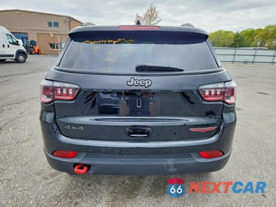 Zdjęcie 6 z 14 samochodu: 2025 JEEP COMPASS TRAILHAWK VIN:3C4NJDDN1ST593664 - miniatura