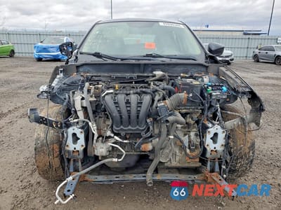 Piąte zdjęcie samochodu w środku: 2016 MAZDA CX-3 SPORT VIN:JM1DKDB70G0132750 - miniatura