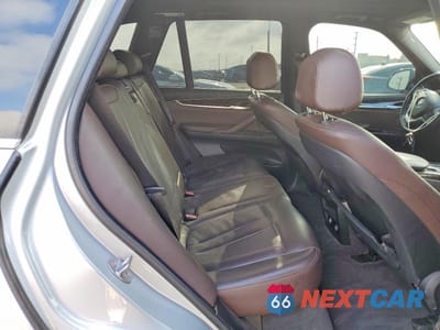 Zdjęcie 11 z 14 samochodu: 2017 BMW X5 XDRIVE35I VIN:5UXKR0C39H0X77615 - miniatura