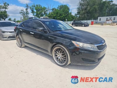 Czwarte zdjęcie samochodu z boku: 2011 KIA OPTIMA LX VIN:KNAGM4A74B5185095 - miniatura