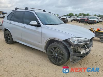 Czwarte zdjęcie samochodu z boku: 2017 BMW X5 SDRIVE35I VIN:5UXKR2C35H0X03443 - miniatura