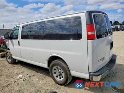 Drugie zdjęcie samochodu z przodu: 2012 CHEVROLET EXPRESS G1500 LT VIN:1GNSGCF42C1130285 - miniatura