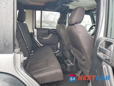 Zdjęcie 11 z 12 samochodu: 2014 JEEP WRANGLER UNLIMITED SPORT VIN:1C4BJWDG4EL157021 - miniatura