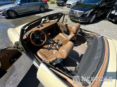 Zdjęcie 9 z 10 samochodu: 1982 ALFA ROMEO VELOCE 2000 SPIDER VIN:ZARBA5418C1015601 - miniatura