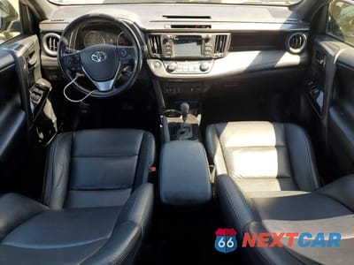 Zdjęcie 8 z 13 samochodu: 2018 TOYOTA RAV4 SE VIN:JTMNFREVXJD111016 - miniatura