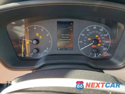 Zdjęcie 9 z 12 samochodu: 2023 TOYOTA COROLLA CROSS L VIN:7MUAAABGXPV052654 - miniatura