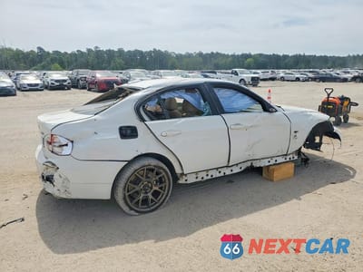 Trzecie zdjęcie samochodu z tyłu: 2006 BMW 330 I VIN:WBAVB33596AZ86086 - miniatura