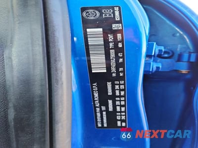 Zdjęcie 12 z 12 samochodu: 2018 ALFA ROMEO GIULIA VIN:ZARFAEENXJ7580056 - miniatura