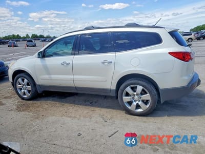 Drugie zdjęcie samochodu z przodu: 2012 CHEVROLET TRAVERSE LT VIN:1GNKRGED9CJ390346 - miniatura