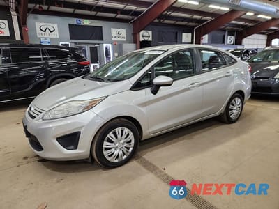 2013 FORD FIESTA S 3FADP4AJ7DM148943 - główne zdjęcie licytacji z USA - miniatura