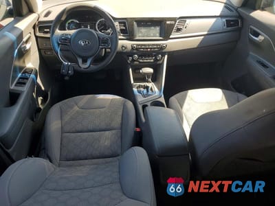 Zdjęcie 8 z 12 samochodu: 2018 KIA NIRO LX VIN:KNDCB3LC1J5210657 - miniatura