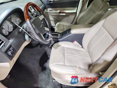 Zdjęcie 7 z 11 samochodu: 2006 CHRYSLER 300 TOURING VIN:2C3LK53G66H335933 - miniatura