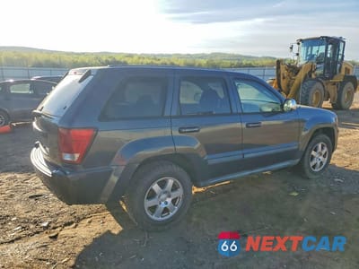 Trzecie zdjęcie samochodu z tyłu: 2008 JEEP GRAND CHEROKEE LAREDO VIN:1J8GR48K98C119427 - miniatura