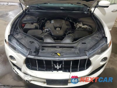 Zdjęcie 12 z 13 samochodu: 2020 MASERATI LEVANTE S VIN:ZN661YUA9LX344736 - miniatura