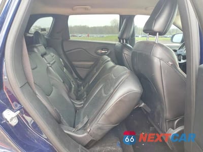 Zdjęcie 11 z 13 samochodu: 2016 JEEP CHEROKEE TRAILHAWK VIN:1C4PJMBB2GW100111 - miniatura