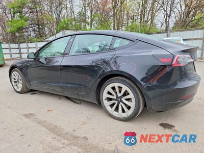 Drugie zdjęcie samochodu z przodu: 2022 TESLA MODEL 3 VIN:5YJ3E1EA6NF371453 - miniatura