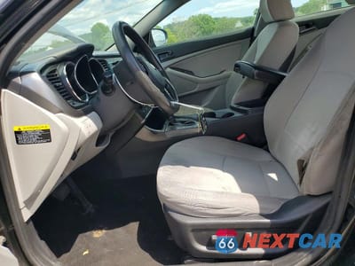 Zdjęcie 7 z 12 samochodu: 2013 KIA OPTIMA LX VIN:KNAGM4A79D5312491 - miniatura