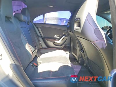 Zdjęcie 10 z 12 samochodu: 2021 MERCEDES BENZ CLA 250 VIN:W1K5J4GB6MN165325 - miniatura