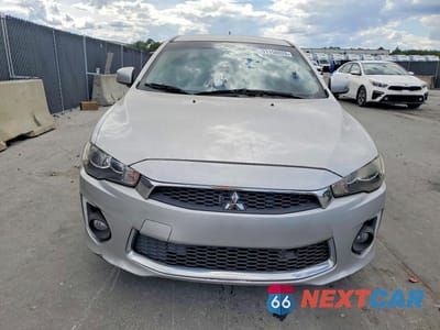 Piąte zdjęcie samochodu w środku: 2016 MITSUBISHI LANCER ES VIN:JA32U2FU8GU001420 - miniatura