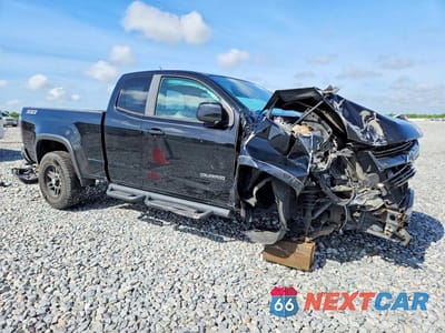 Czwarte zdjęcie samochodu z boku: 2017 CHEVROLET COLORADO Z71 VIN:1GCHTDENXH1316176 - miniatura