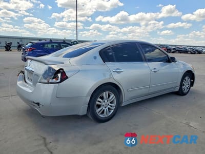 Trzecie zdjęcie samochodu z tyłu: 2010 NISSAN ALTIMA 2.5 VIN:1N4AL2AP7AN558196 - miniatura