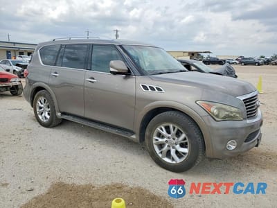 Czwarte zdjęcie samochodu z boku: 2013 INFINITI QX56 BASE VIN:JN8AZ2NF7D9530247 - miniatura