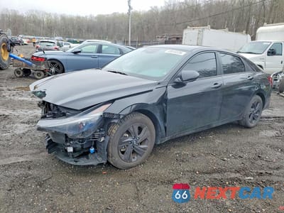 2022 HYUNDAI ELANTRA SEL 5NPLM4AG3NH085947 - główne zdjęcie licytacji z USA - miniatura