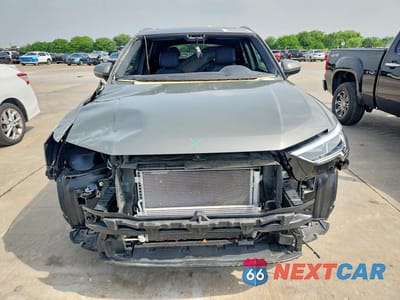 Piąte zdjęcie samochodu w środku: 2024 AUDI Q3 PREMIUM PLUS S LINE 45 VIN:WA1EECF3XR1020445 - miniatura