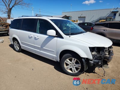 Czwarte zdjęcie samochodu z boku: 2016 DODGE GRAND CARAVAN SE VIN:2C4RDGBG9GR197507 - miniatura