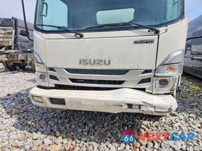 Zdjęcie 9 z 10 samochodu: 2023 ISUZU NPR HD BOX TRUCK VIN:54DC4W1D6PS202650 - miniatura