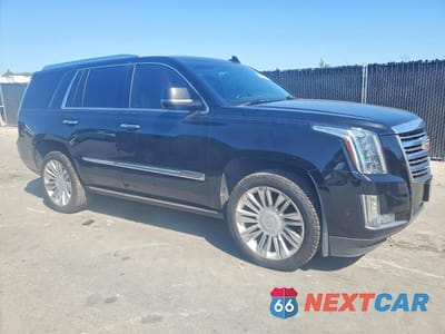 Czwarte zdjęcie samochodu z boku: 2019 CADILLAC ESCALADE PLATINUM VIN:1GYS4DKJ3KR149523 - miniatura